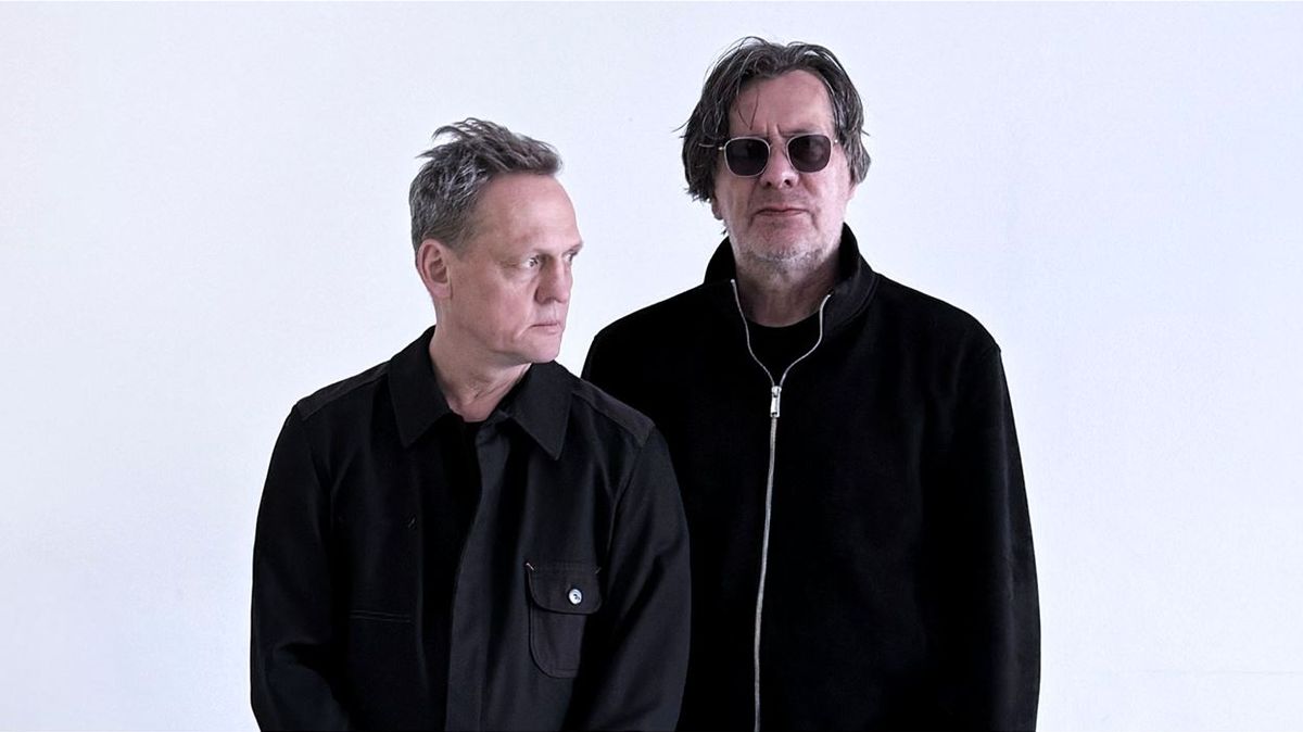 Občas potřebuju vyjít ze své komfortní zóny a hrát s dalšími lidmi, říká skladatel Fennesz